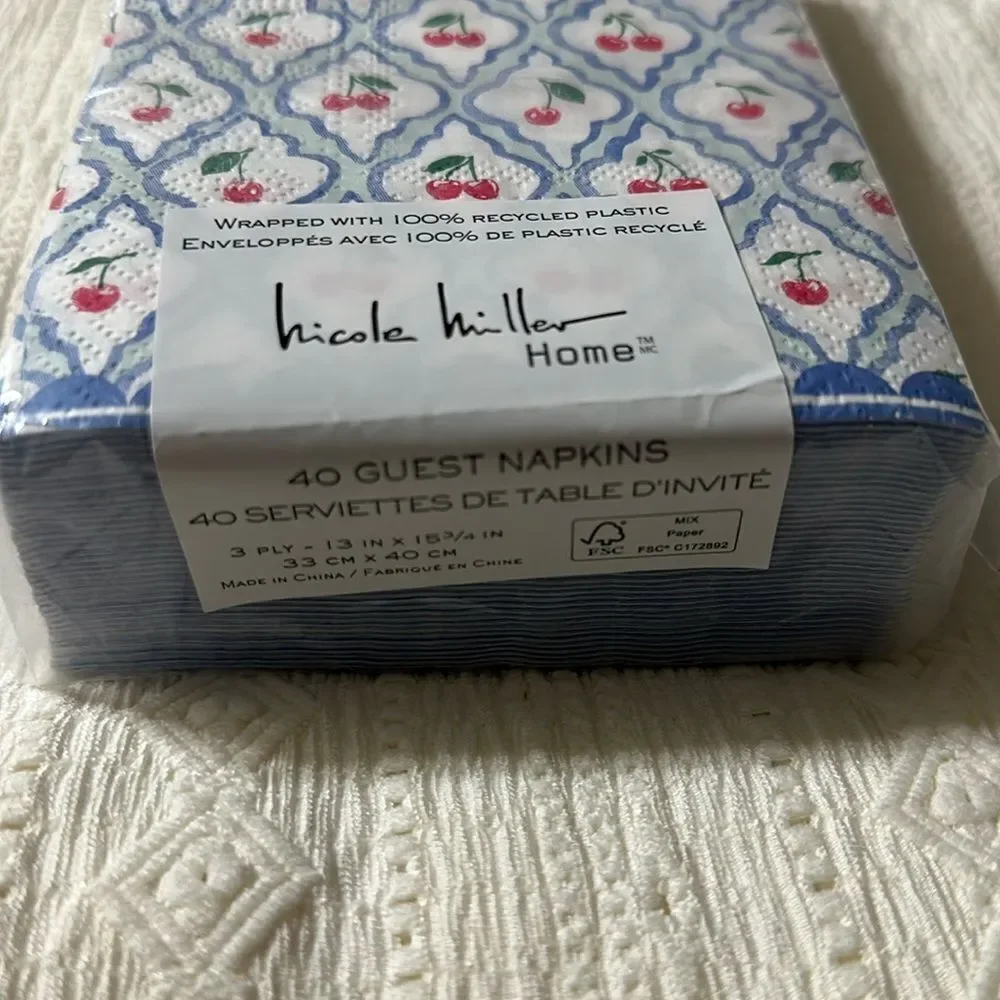 nicole miller Home 40 x 1pk Guest Paper Towel Napkins White Blue Cherry Trellis